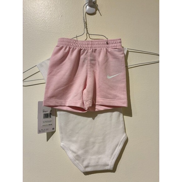 NWT Nike White & Pink Outfit - Bodysuit & Shorts - 6M - Picture 2 of 4
